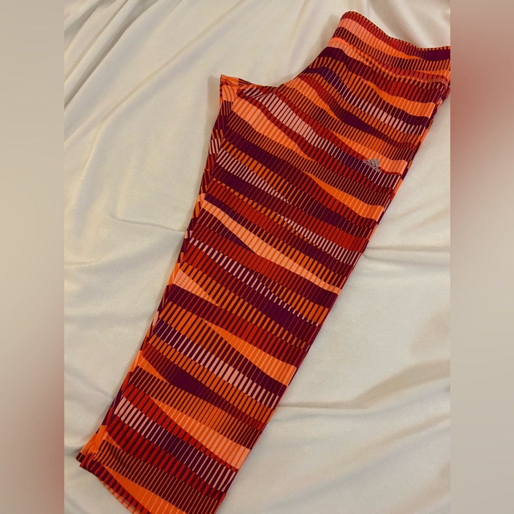 Women’s Adidas workout leggings.